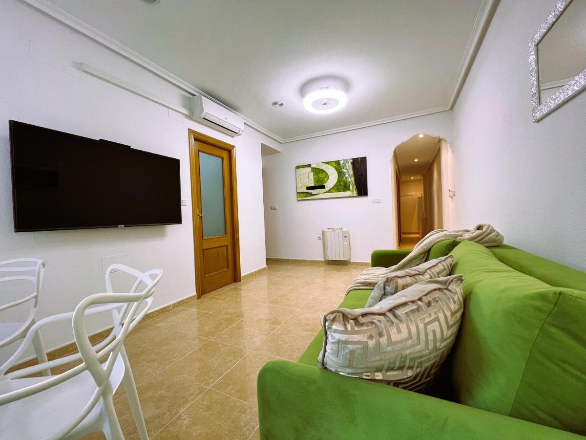 Holiday Suite Fragata Torrevieja Exterior foto