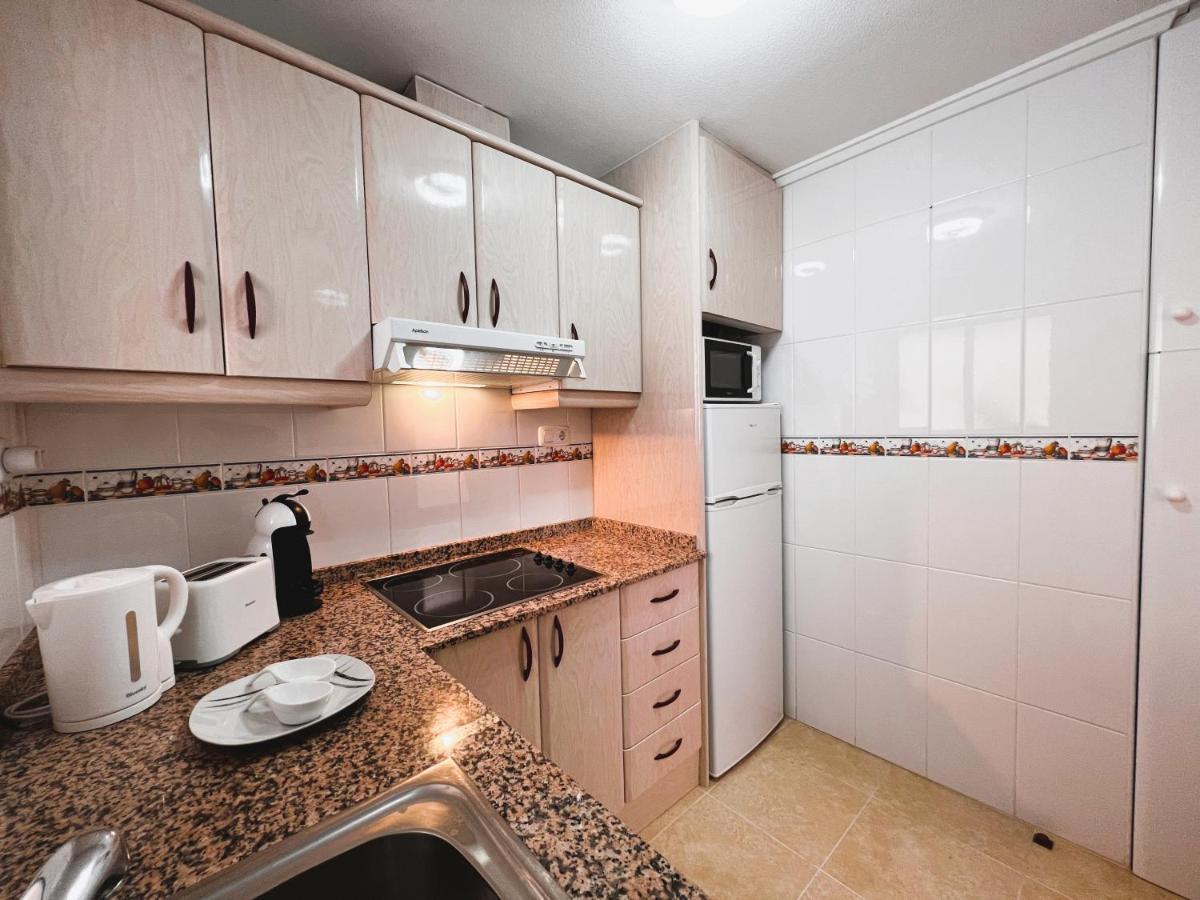 Holiday Suite Fragata Torrevieja Exterior foto
